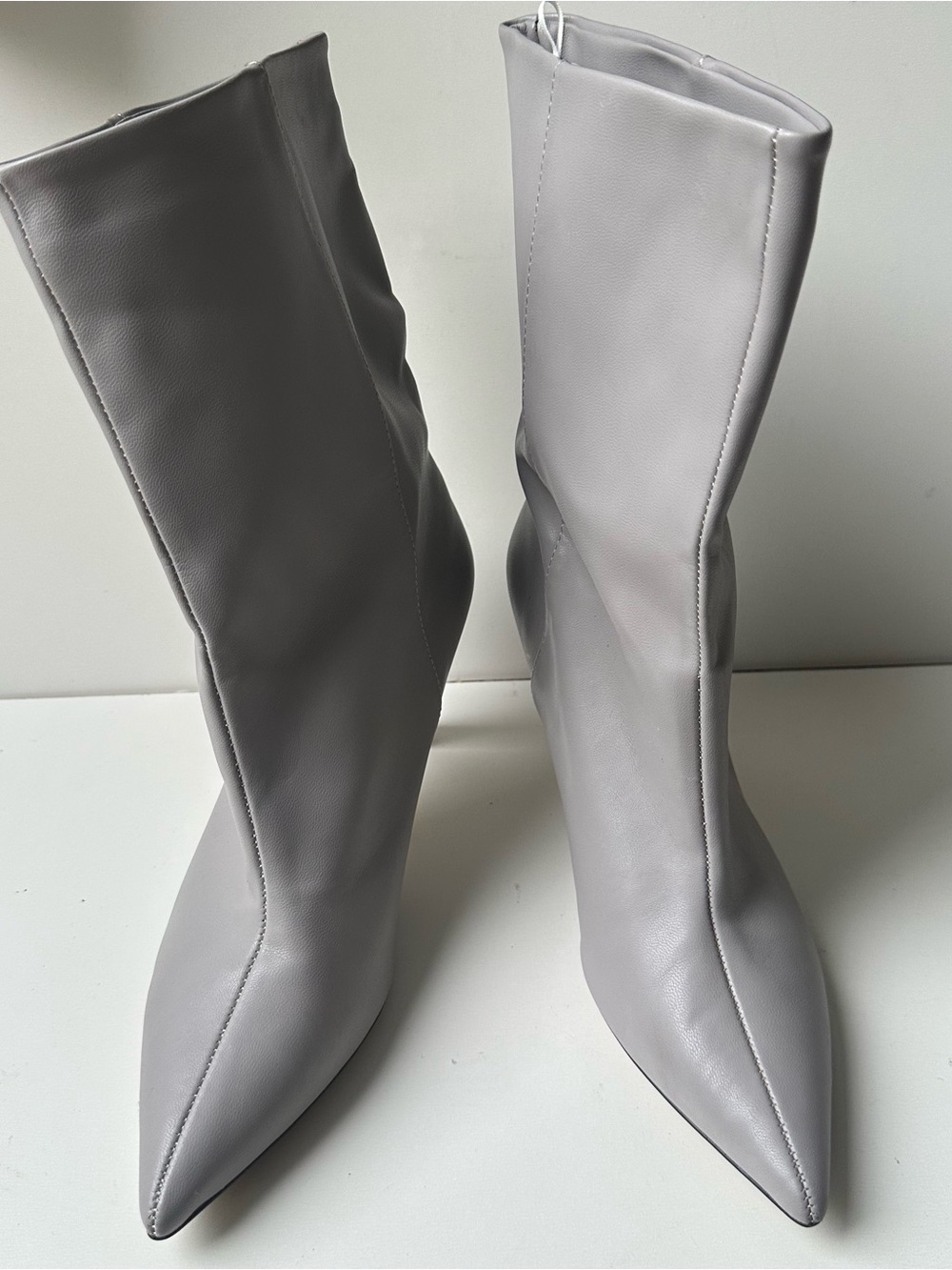 H&M Gray Faux Leather Pointed Toe Kitten Heel Mid Calf Boots Size 7.5